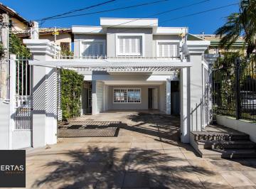 Casa · 221m² · 4 Quartos · 4 Vagas · Casa com 4 dormitórios no Espírito santo