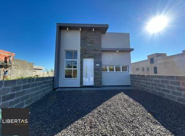 fachada · Casa Nova à venda no Loteamento Jardins!! 3 dormitórios,1 suíte, com um lindíssi