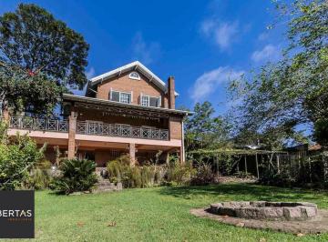 1ip8xkk8taklme69fc44vrqrjw2k · Casa à venda - em Belém Novo