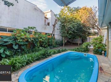 Casa · 307m² · 3 Quartos · 2 Vagas · Casa térrea com 3 dormitórios, suíte e 2 vagas,
