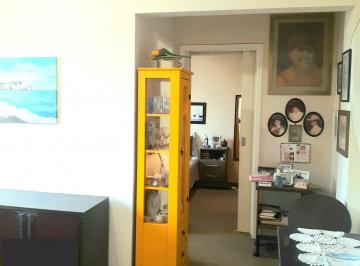 Apartamento · 38m² · 1 Quarto · Vende-se apartamento com 1 quarto e 38m² - Bom Fim
