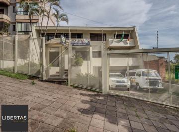 Casa · 250m² · 3 Quartos · 3 Vagas · Casa sobrado no Menino Deus de 3 dormitórios e 3 vagas