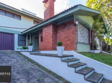Casa · 350m² · 3 Quartos · 4 Vagas · Casa com piscina e patio ampla no bairro Boa Vista, Porto Alegre/RS