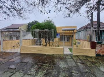 Casa · 198m² · 3 Quartos · 4 Vagas · Ótima casa com 4 dormitórios no bairro Partenon.