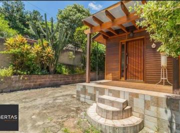 Casa · 114m² · 4 Quartos · 2 Vagas · Casa 4 Dormitórios Bairro Gloria.