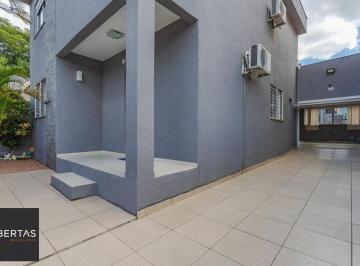 Casa · 220m² · 3 Quartos · 3 Vagas · Casa térrea com 3 dormitórios, espaço gourmet e 3 vagas.