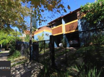 Casa · 165m² · 3 Quartos · 2 Vagas · Casa em Condomínio, 3 quartos- Manoel Lopes Meirelles - Jardim Sabara