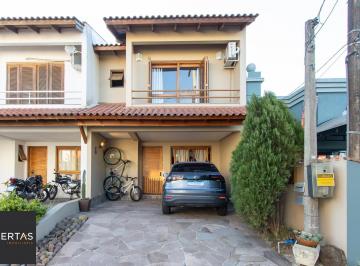 Casa · 108m² · 3 Quartos · 2 Vagas · Casa de condomínio, 3 quartos, 1 suíte, piscina e 2 vagas de garagem;