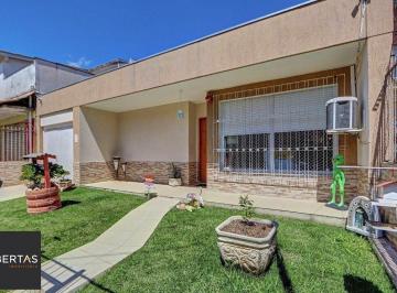 Casa · 126m² · 2 Quartos · 3 Vagas · Casa térrea 2 dorm Zona Sul