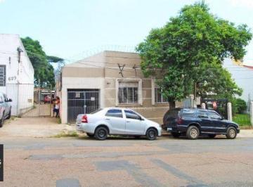 .jpg+2025-03-04 · Casa bairro Medianeira, com 3 dormitórios, 2 banheiros, com piscina para venda.