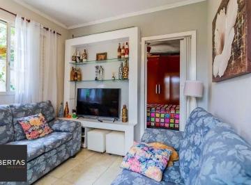 Casa · 90m² · 3 Quartos · 2 Vagas · Casa térrea com 3 dormitórios, amplo pátio e 2 vagas de garagem cobertas.