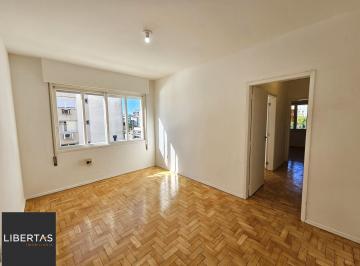 Apartamento · 70m² · 2 Quartos · Apartamento 2 dormitórios com elevador na Cristóvão
