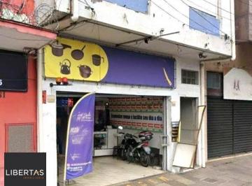 Comercial · 111m² · 1 Quarto · Loja para Venda no Petrópolis