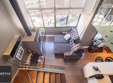 Apartamento · 67m² · 1 Quarto · 2 Vagas · Apartamento Duplex, 1D com lareira no bairro Rio Branco