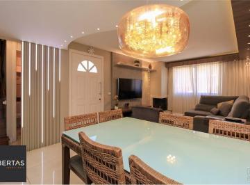 Casa · 146m² · 3 Quartos · 2 Vagas · Casa em condomínio com 3 dormitórios e pátio – São Sebastião