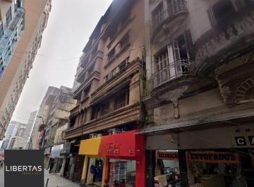 Comercial · 122m² · 2 Quartos · Apartamento no Centro com 122m²