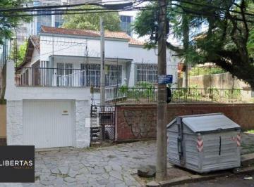 .jpg+2025-03-04 · Casa em Porto Alegre, no bairro São João, com 4 dormitório(s), à venda.