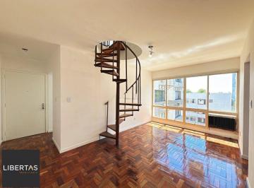 Apartamento · 150m² · 2 Quartos · 1 Vaga · Cobertura com 2 quartos, vaga, elevador e churrasqueira no bairro Cristal.