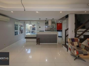 Casa · 217m² · 3 Quartos · 4 Vagas · Casa em Bairro exclusivo e condominio fechado com infra estrutura