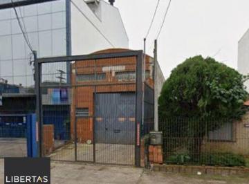 Comercial · 141m² · 1 Quarto · 3 Vagas · Pavilhão Comercial no bairro Navegantes