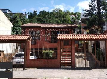 Casa · 189m² · 2 Quartos · 4 Vagas · Casa de 2 dorm. semimobiliada c/ piscina