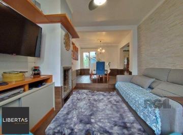 Casa · 233m² · 4 Quartos · 3 Vagas · Casa 4 quartos no bairro Partenon, em Porto Alegre