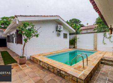 Casa · 201m² · 4 Quartos · 2 Vagas · Casa em ótima localização, com 201m², Bairro Medianeira, Porto Alegre/RS