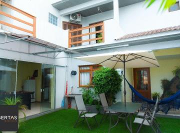 Casa · 308m² · 3 Quartos · 2 Vagas · Casa 3 quartos mobiliada a venda próximo ao centro de Canoas