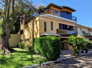 Casa · 122m² · 4 Quartos · 2 Vagas · Casa em Condominio Fechado bairro Ipanema