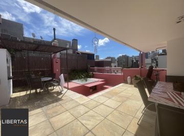 Apartamento · 140m² · 3 Quartos · 2 Vagas · Cobertura Mobiliada á venda na Amélia Telles