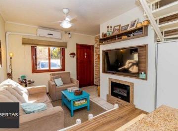 Casa · 90m² · 3 Quartos · 1 Vaga · Casa de 3 dormitórios, em condomínio fechado na zona sul de Porto Alegre, com l