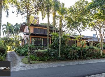 Casa · 394m² · 4 Quartos · 4 Vagas · Casa à venda - em Cavalhada