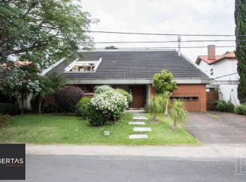 Casa · 435m² · 4 Quartos · 2 Vagas · Casa à venda - em Terraville