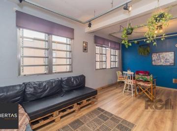 Apartamento · 75m² · 2 Quartos · Apto 2 dorm, reformado, no  Menino Deus