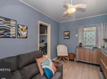 Casa · 100m² · 1 Quarto · 4 Vagas · Casa com 1 quarto, churrasqueira e 4 vagas no bairro Sarandi