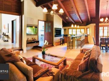 Casa · 700m² · 7 Quartos · 4 Vagas · Casa à venda - em Cavalhada