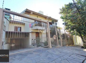 Casa · 250m² · 3 Quartos · Casa para Venda - 250m², 3 dormitórios, sendo 1 suites, Teresópolis