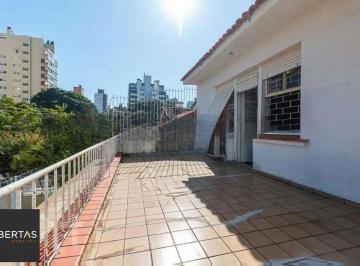 Casa · 400m² · 3 Quartos · 2 Vagas · Casa à venda - em Petrópolis