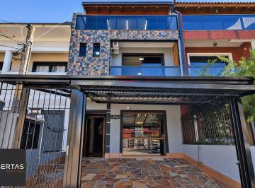 Casa · 134m² · 3 Quartos · 2 Vagas · Excelente casa 3 dormitórios - Jardins do Prado Zona Sul