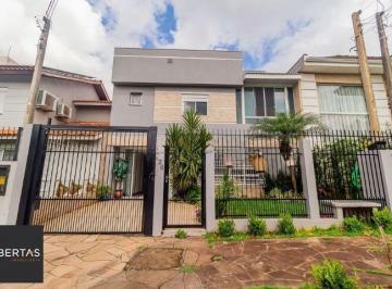 Casa · 300m² · 3 Quartos · 2 Vagas · Casa à venda - em Mário Quintana