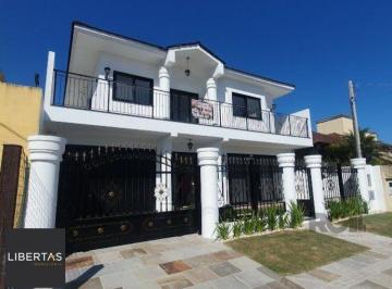 Casa · 460m² · 5 Quartos · 2 Vagas · Casa à venda - em Atlantida