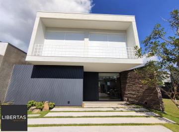 Casa · 226m² · 5 Quartos · 2 Vagas · Casa à venda - em Xangri-Lá