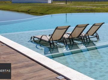 Terreno · 384m² · Terreno com 384,12m², no Lake Condomínio Resort, em Torres, RS