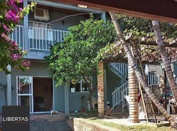 Casa · 300m² · 5 Quartos · 4 Vagas · Casa para Venda - 300m², 5 dormitórios, sendo 2 suites, 4 vagas - Bela Vista