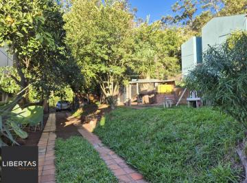 Casa · 145m² · 3 Quartos · 3 Vagas · Casa com amplo jardim