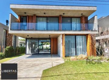 Casa · 420m² · 5 Quartos · 1 Vaga · sobrado de luxo está à venda em um exclusivo condomínio à beira-mar