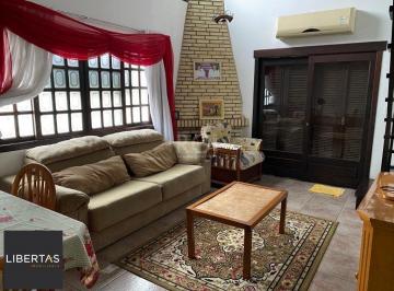 Casa · 330m² · 6 Quartos · 3 Vagas · Casa para Venda - 330m², 6 dormitórios, 3 vagas - Cavalhada