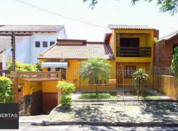 Casa · 307m² · 4 Quartos · 2 Vagas · Casa 04 dormitórios, 02 suítes, living 02 ambientes