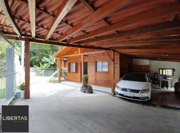 Casa · 110m² · 4 Quartos · 2 Vagas · Casa térrea, 2 quartos, edícula com 2 quartos, pático, piscina - Bairro Cavalhad