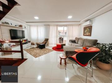 Casa · 231m² · 3 Quartos · 2 Vagas · Casa à venda - em Pedra Redonda